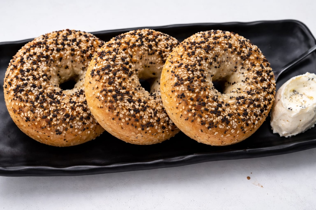 Noble Crust Everything Bagels
